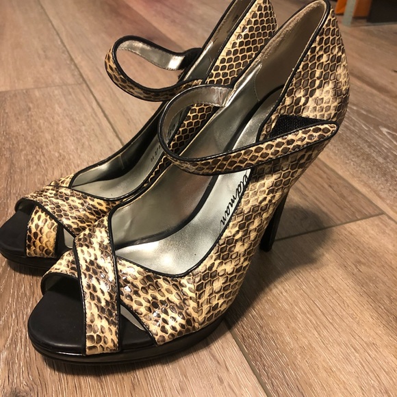 Beverly Feldman Heels Animal Print size 6 - Picture 6 of 7